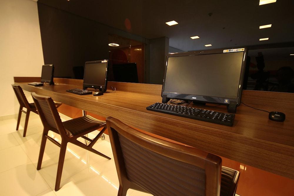 Express Vieiralves Hotel Manaus Eksteriør billede