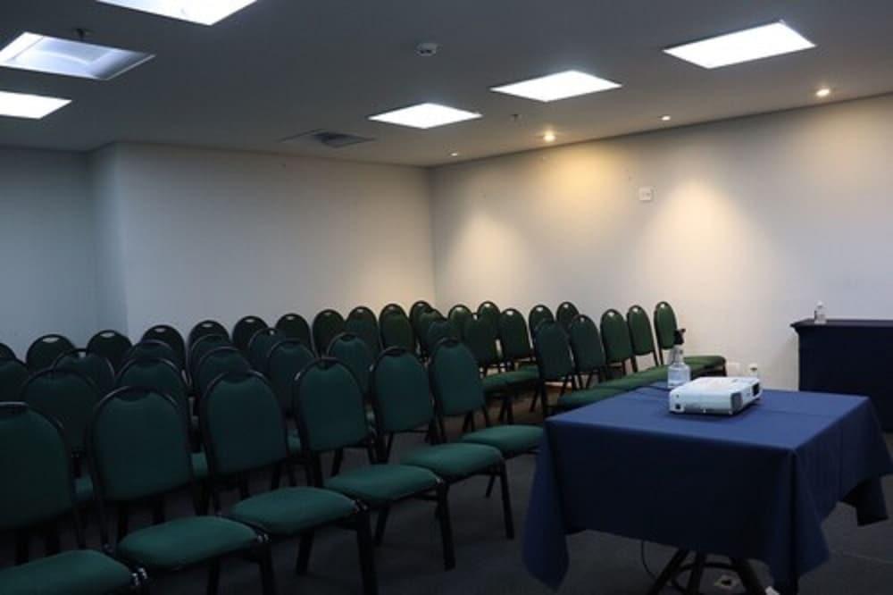 Express Vieiralves Hotel Manaus Eksteriør billede